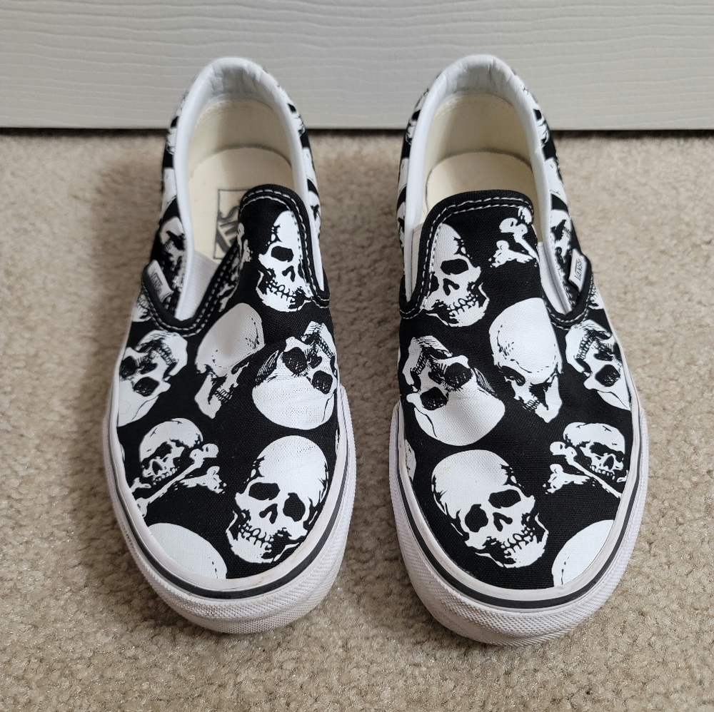 Van's slip on shoes